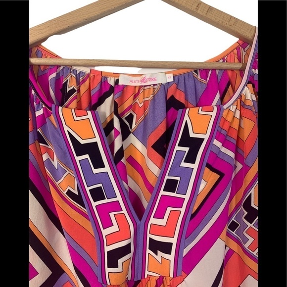 - Alice and Tricia Pink Black Silk Blouse Top Orange Cream Geometric Print - Picture 3 of 8